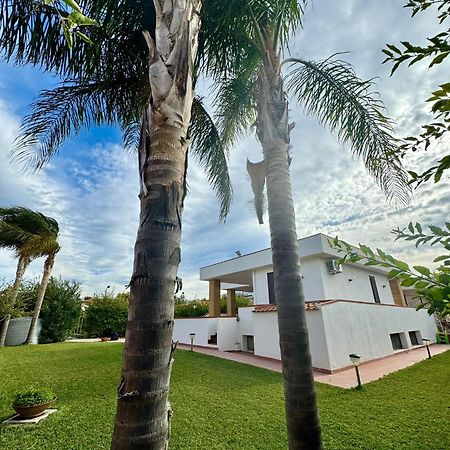 Villa Capri Holiday Home Campofelice Di Roccella Dış mekan fotoğraf