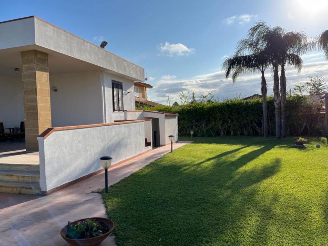 Villa Capri Holiday Home Campofelice Di Roccella Dış mekan fotoğraf